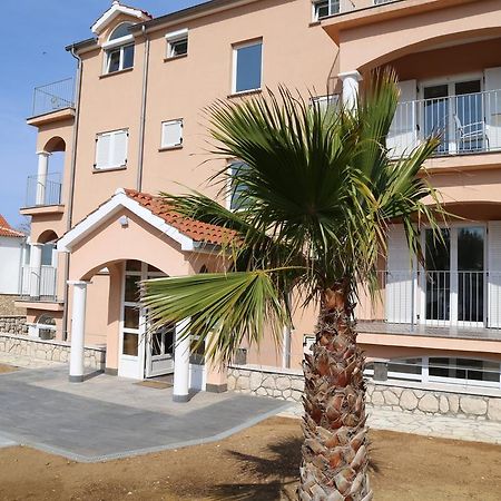 Mk | Apartments Nin ヴーシ エクステリア 写真